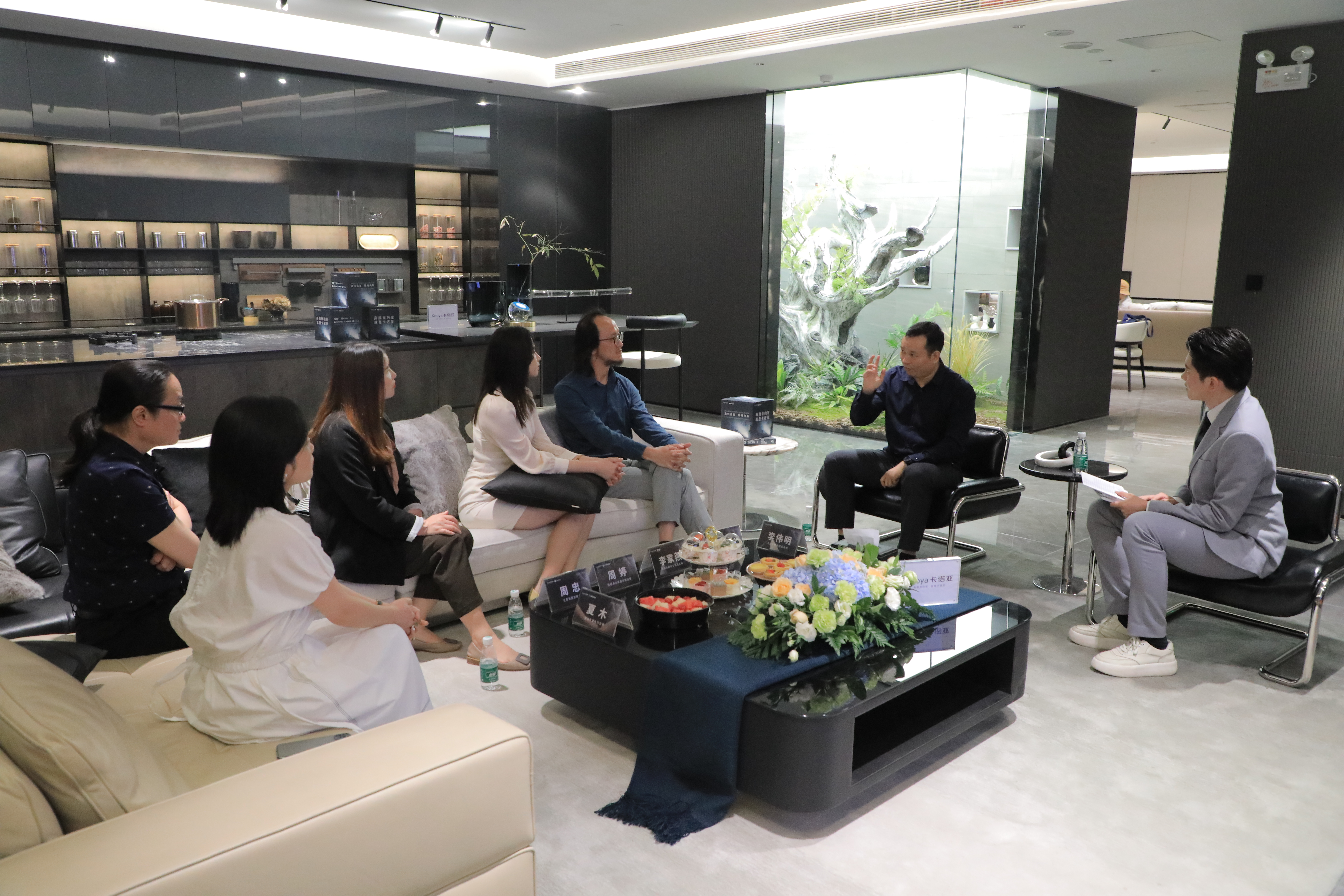 迭代品鑒，居境向新|媒體大咖共同探秘卡諾亞全新一代沉浸式體驗空間